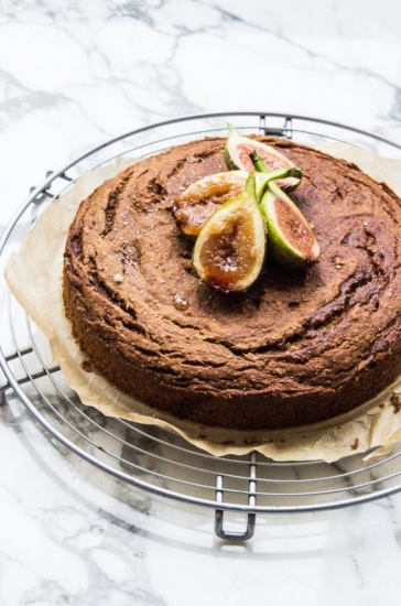 Fig Caramel Cake