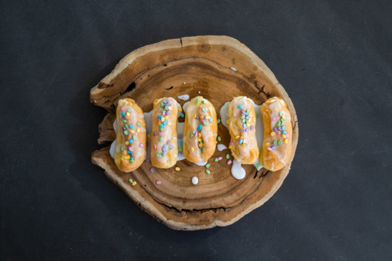 Eclairs met passievrucht