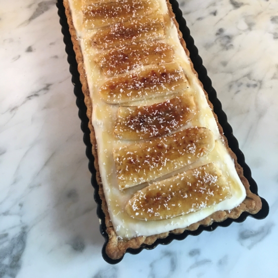 Banana honey cream tart