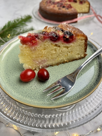 Cranberrycake met sinaasappelglazuur